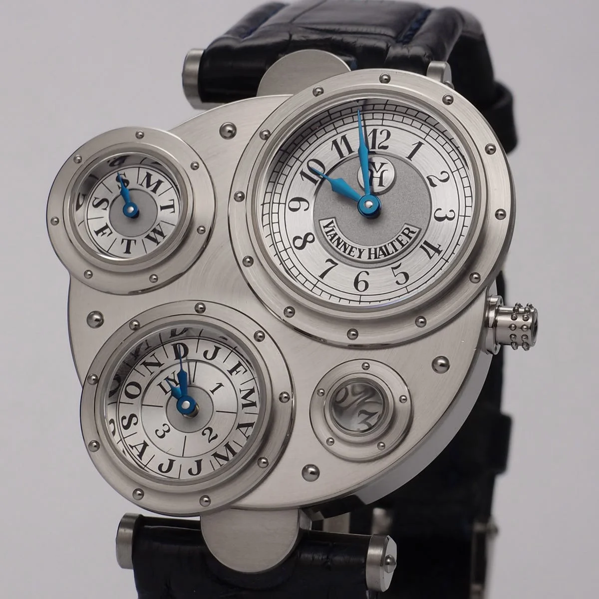 Vianney Halter Antiqua
